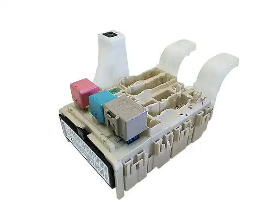 Ασφαλειοθήκη TOYOTA PRIUS …