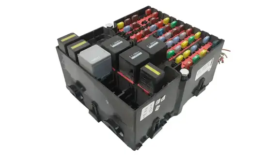 Ασφαλειοθήκη FORD FIESTA …