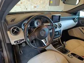 Mercedes-Benz A180 URBAN …