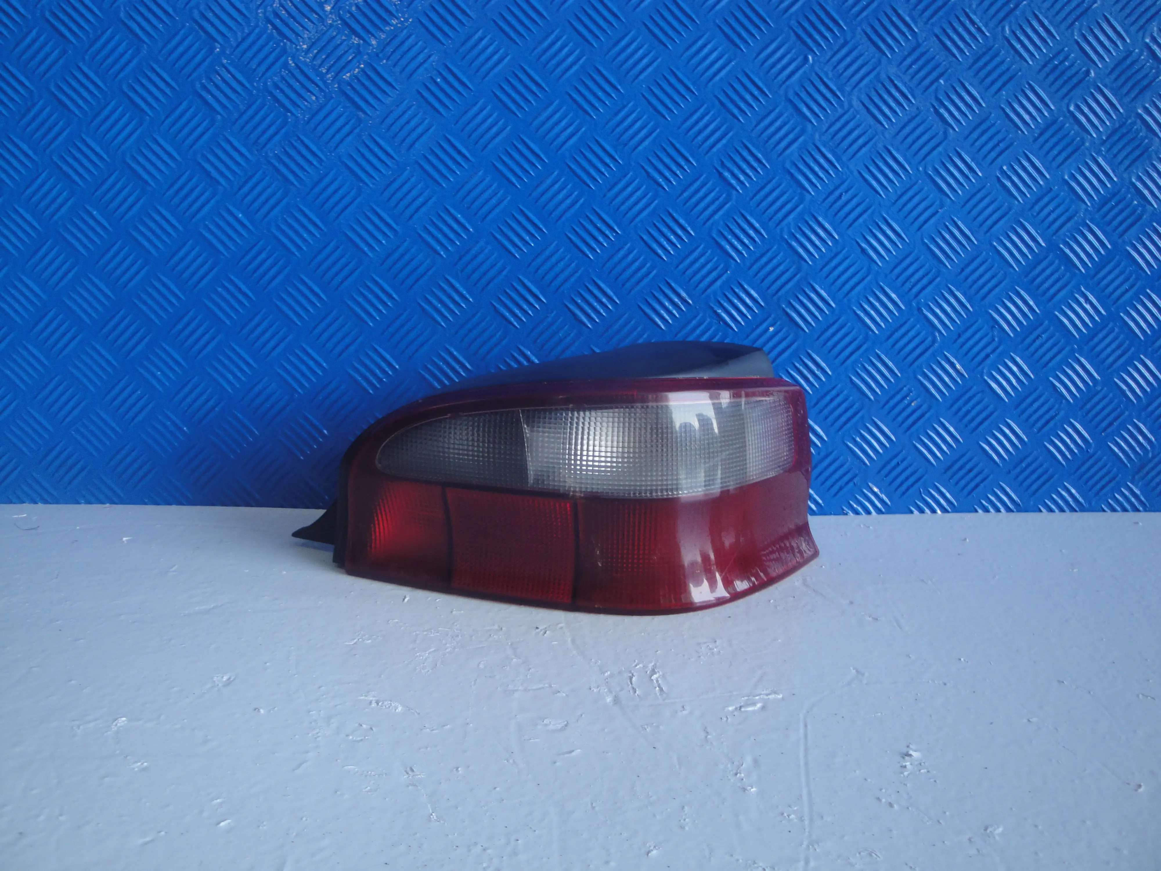 Φανάρι Πίσω Δεξιά …