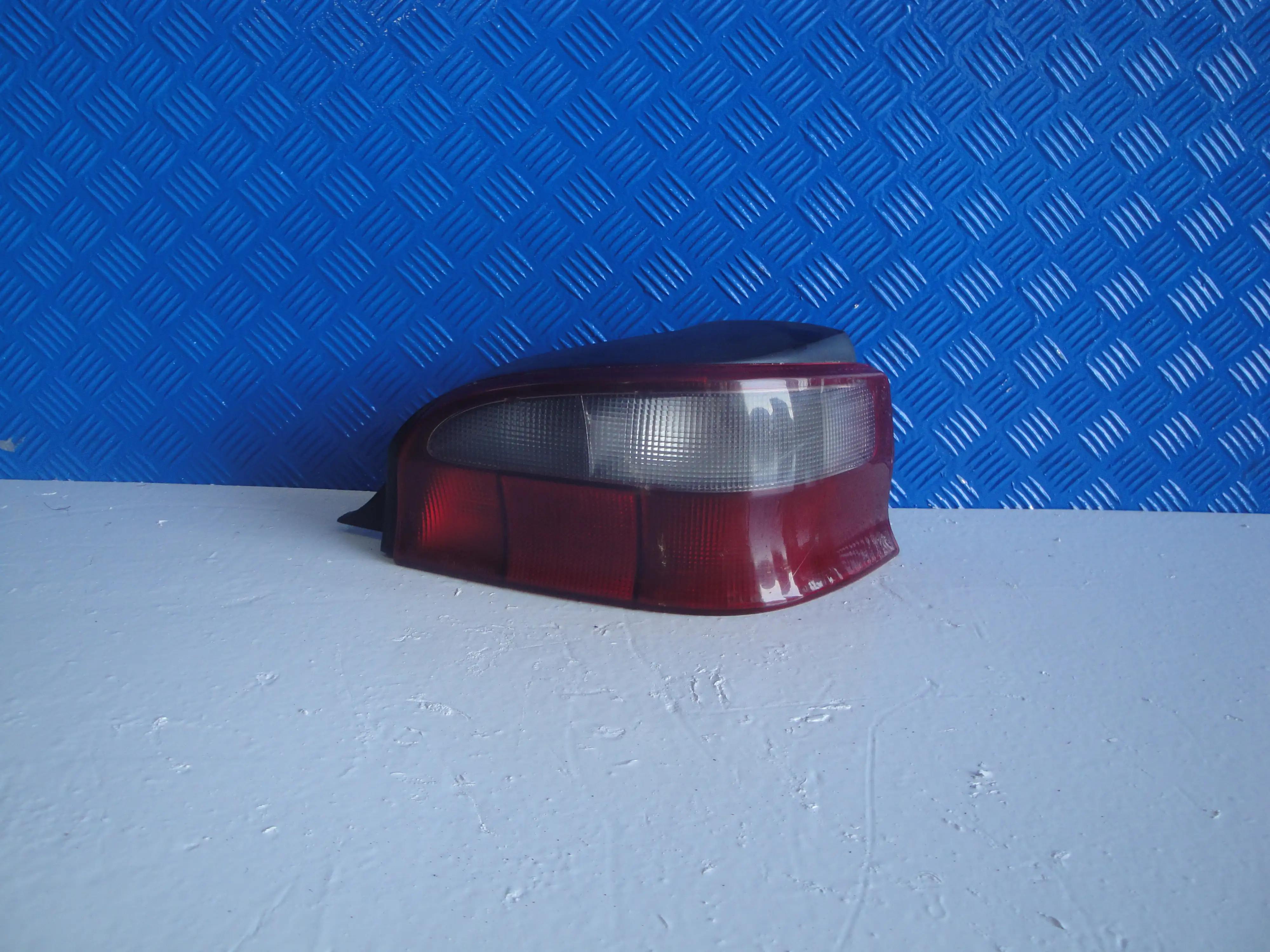 Φανάρι Πίσω Δεξιά …