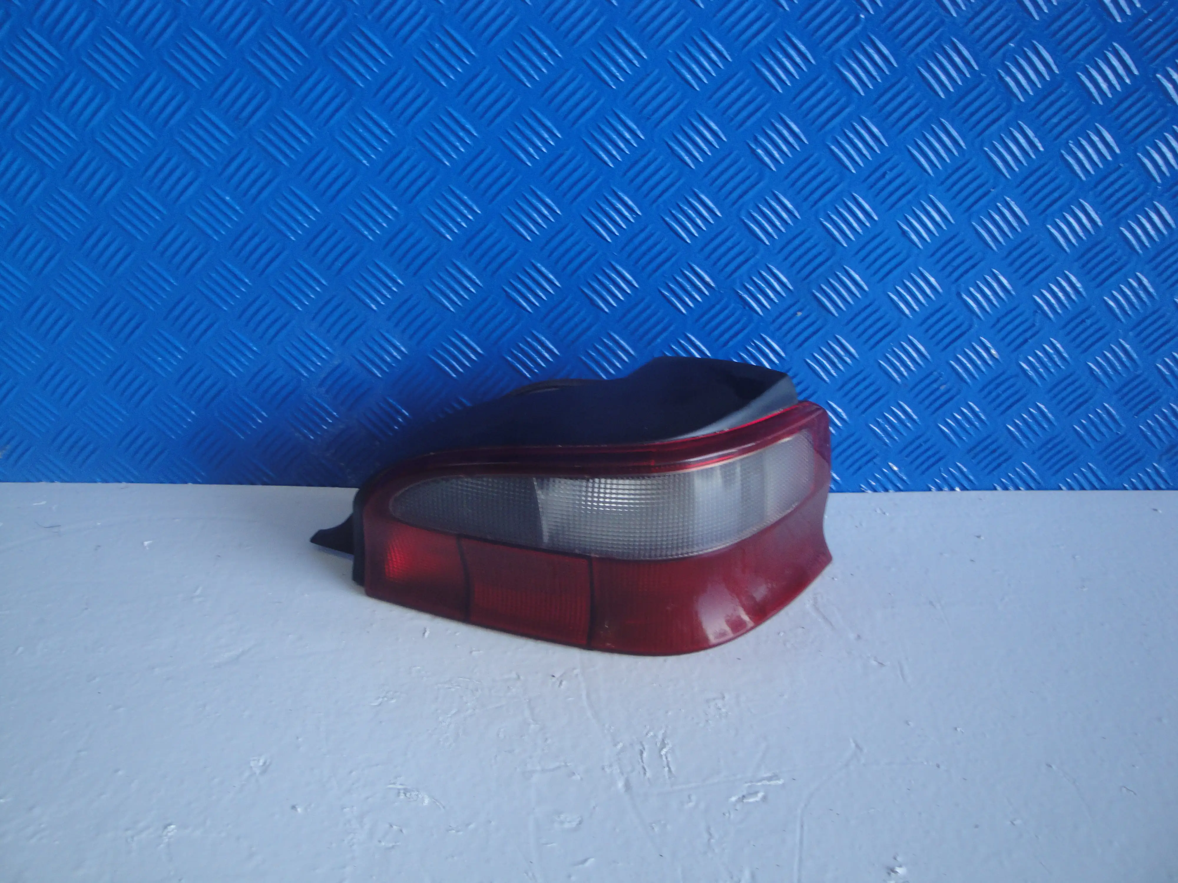 Φανάρι Πίσω Δεξιά …