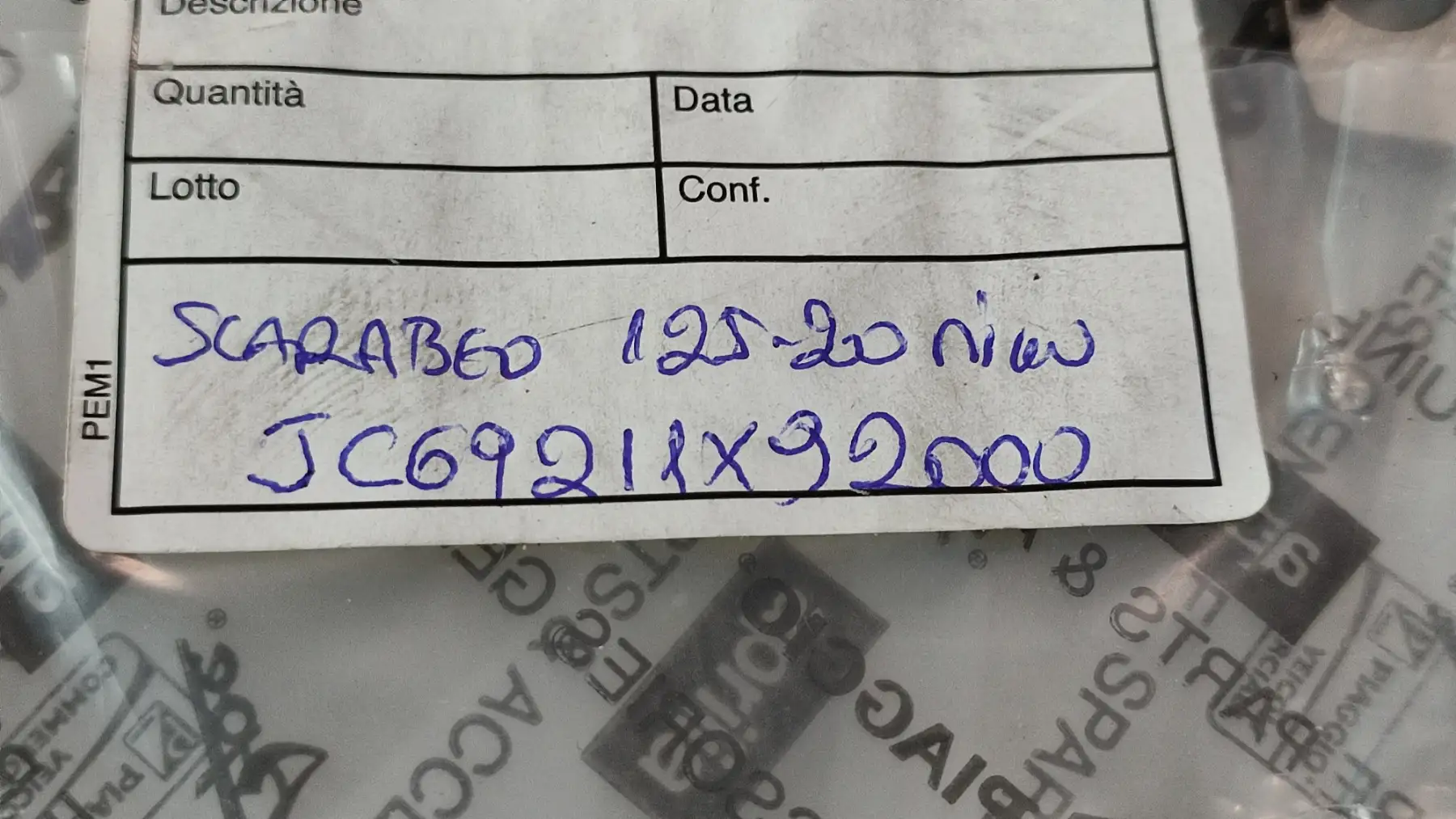 ΔΙΣΚΟΠΛΑΚΑ ΠΙΣΩ SCARABEO …