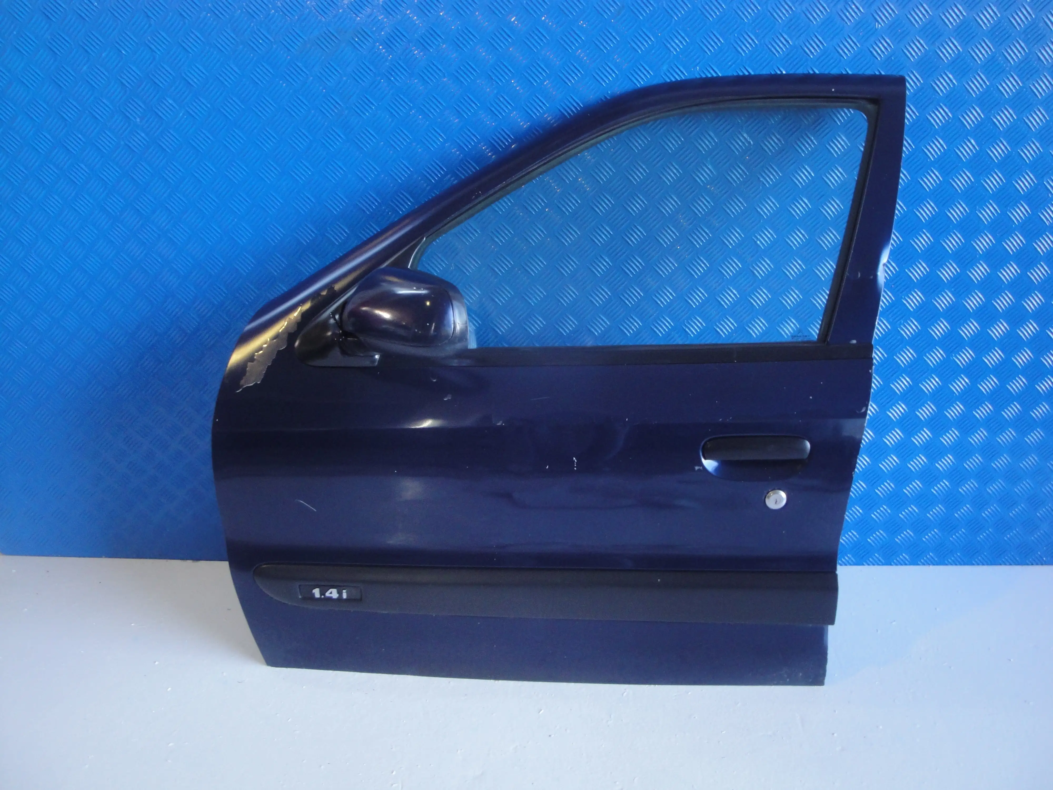 Πορτα Εμπρος Οδηγου …