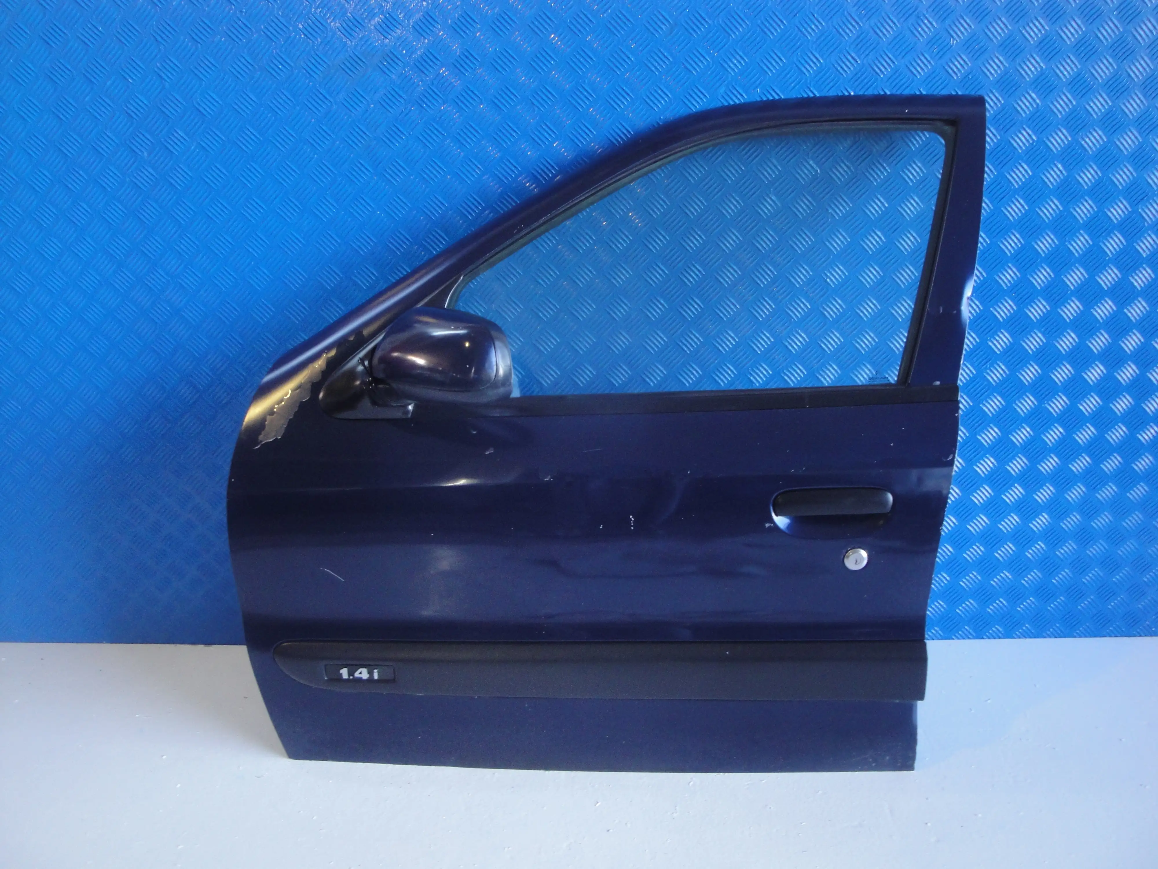 Πορτα Εμπρος Οδηγου …