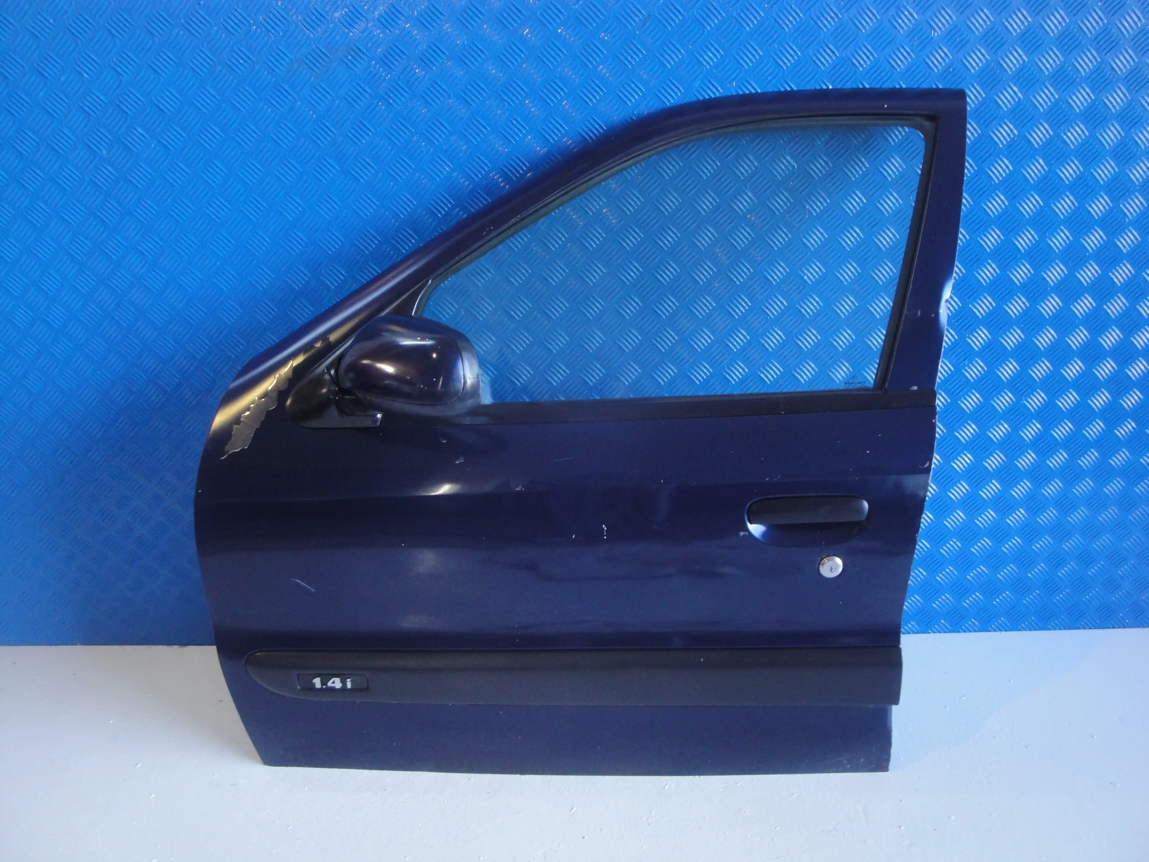 Πορτα Εμπρος Οδηγου …