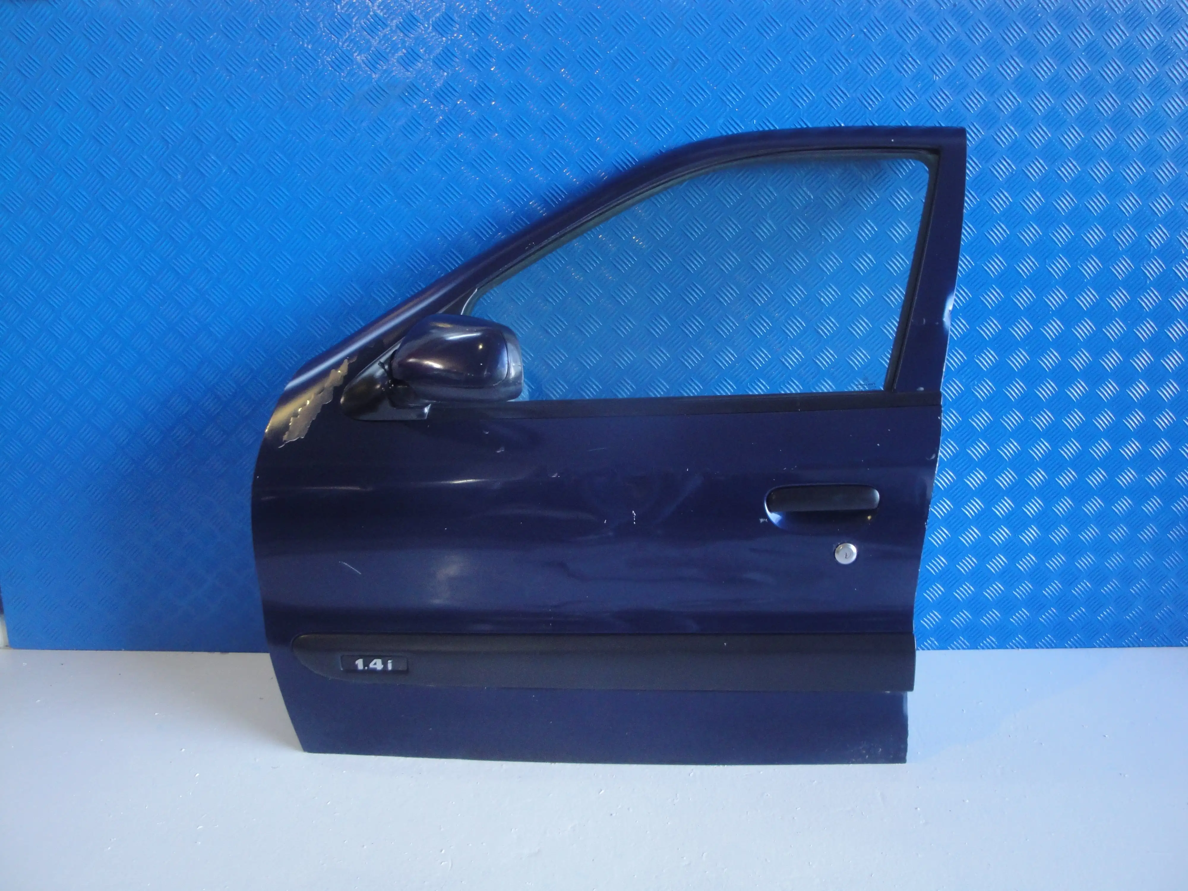 Πορτα Εμπρος Οδηγου …