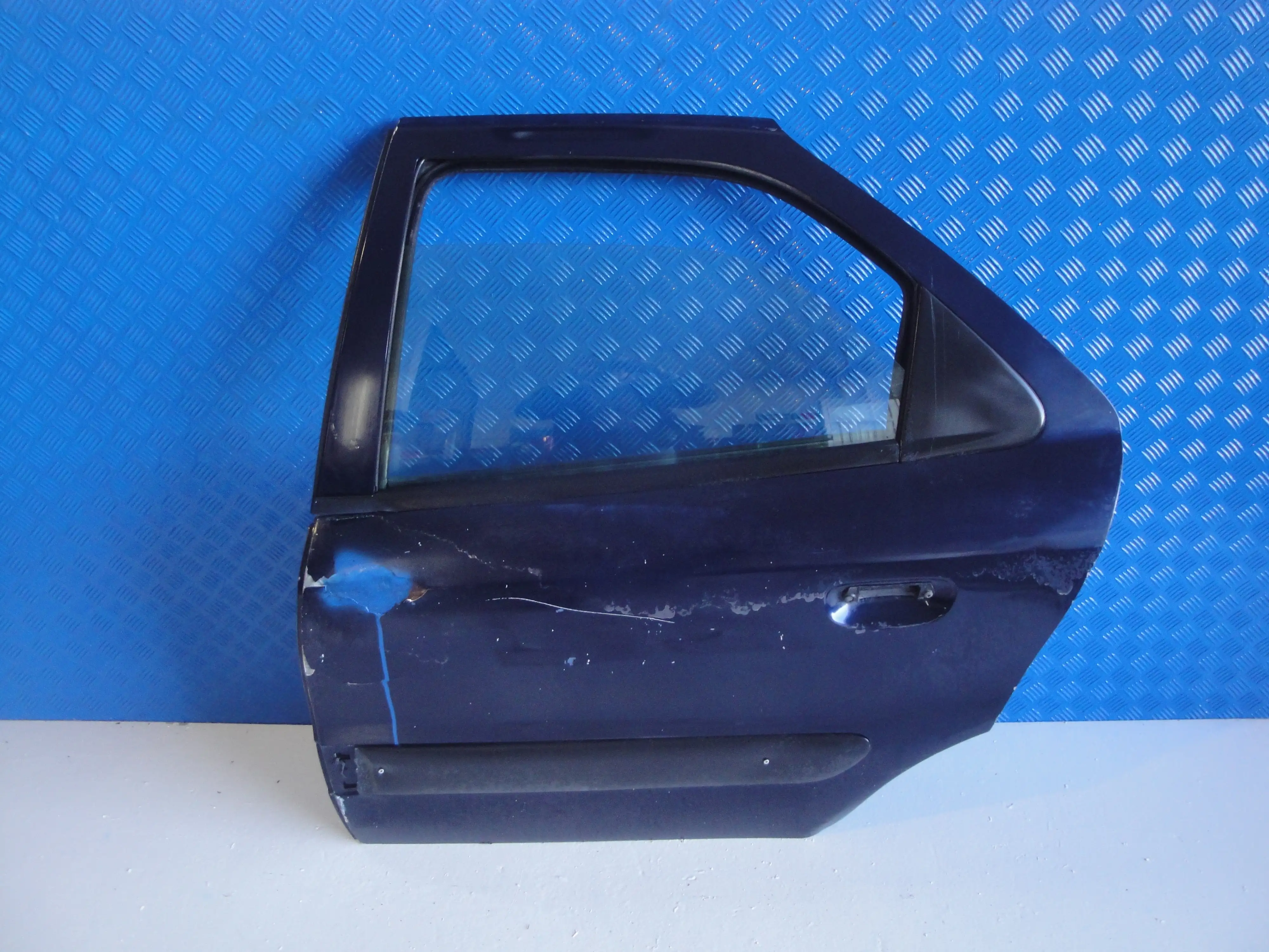 Πορτα Πισω Οδηγου …