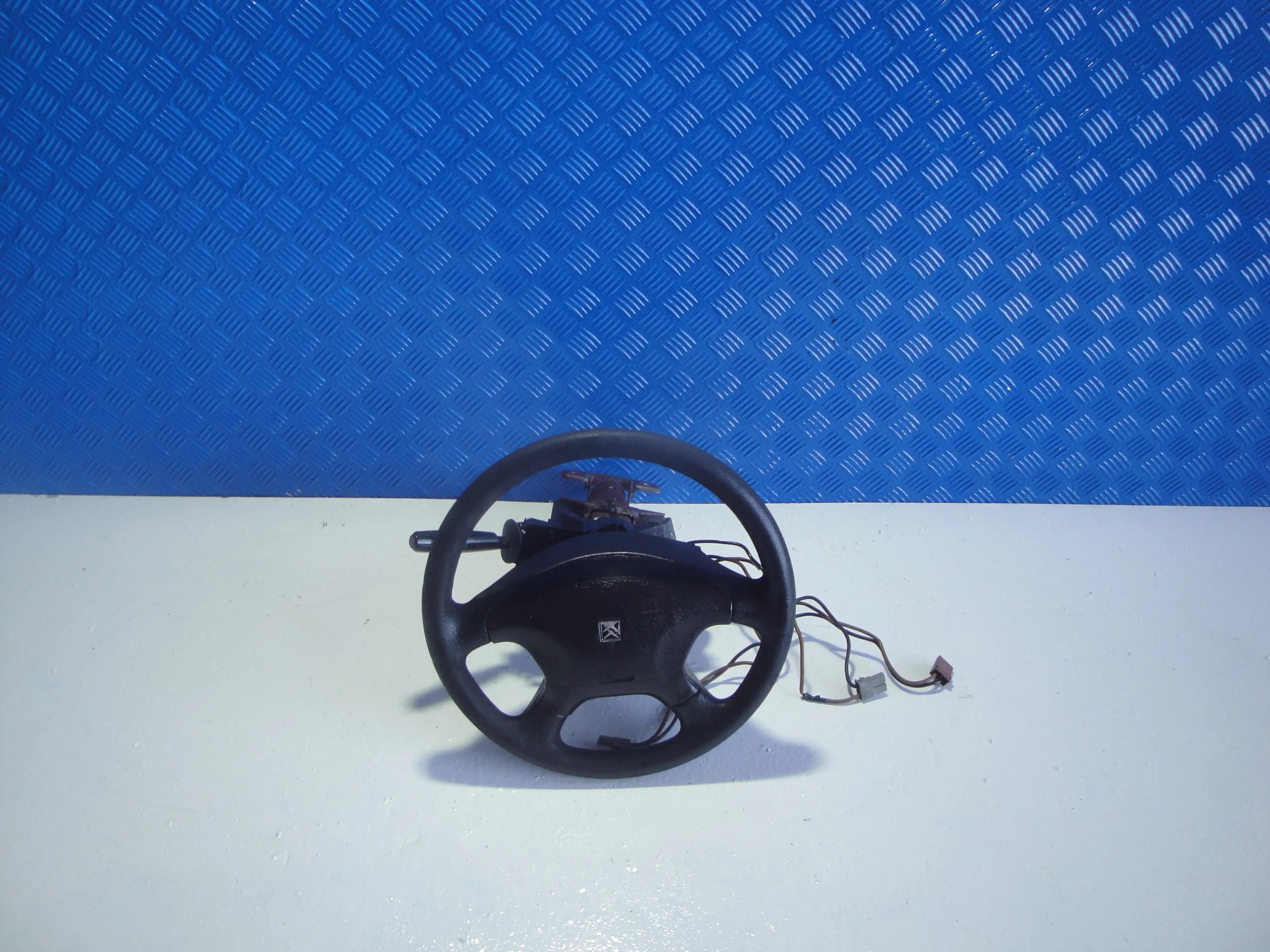 Κολονα Τιμονιου Μαζι …