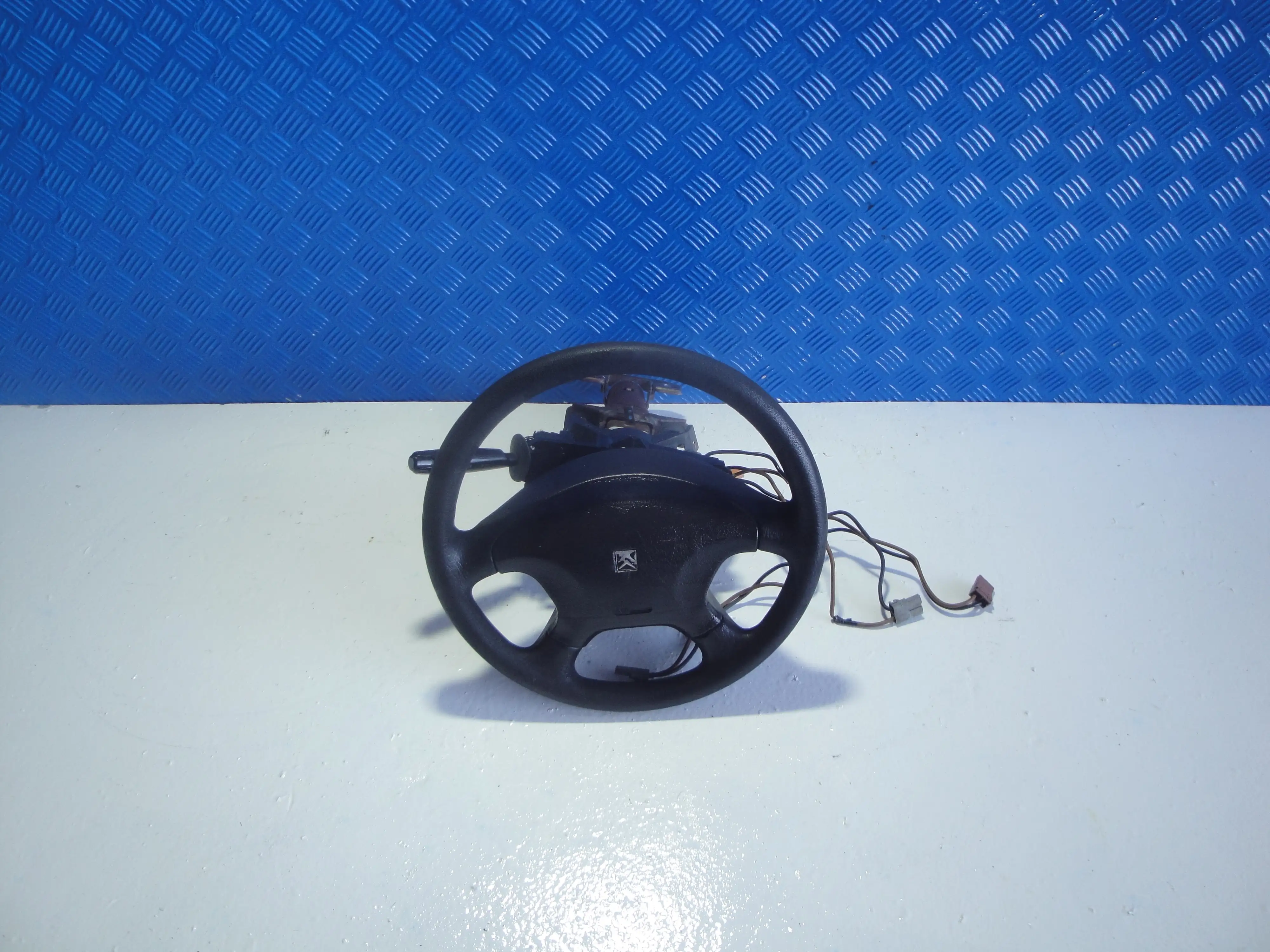 Κολονα Τιμονιου Μαζι …