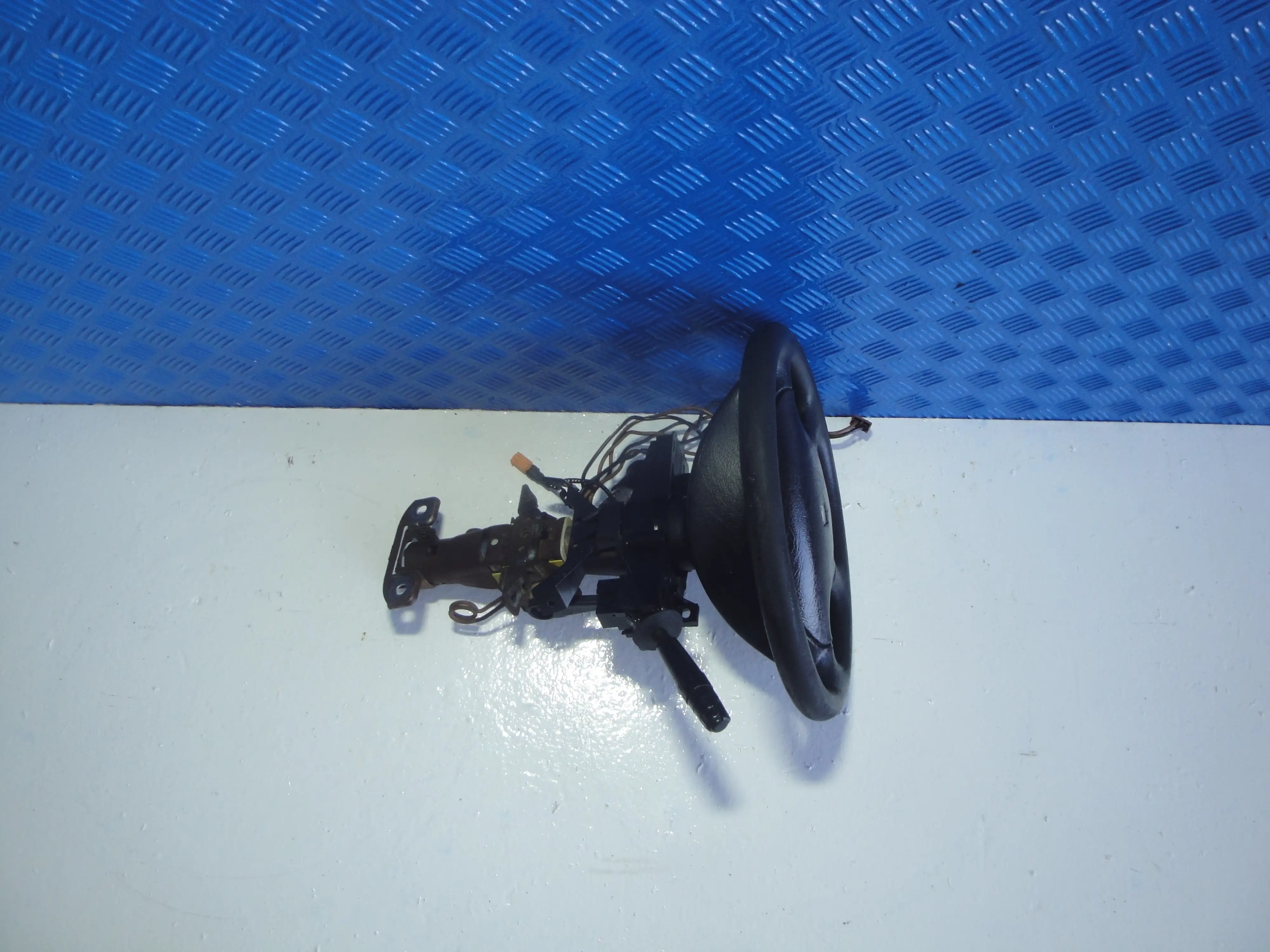 Κολονα Τιμονιου Μαζι …