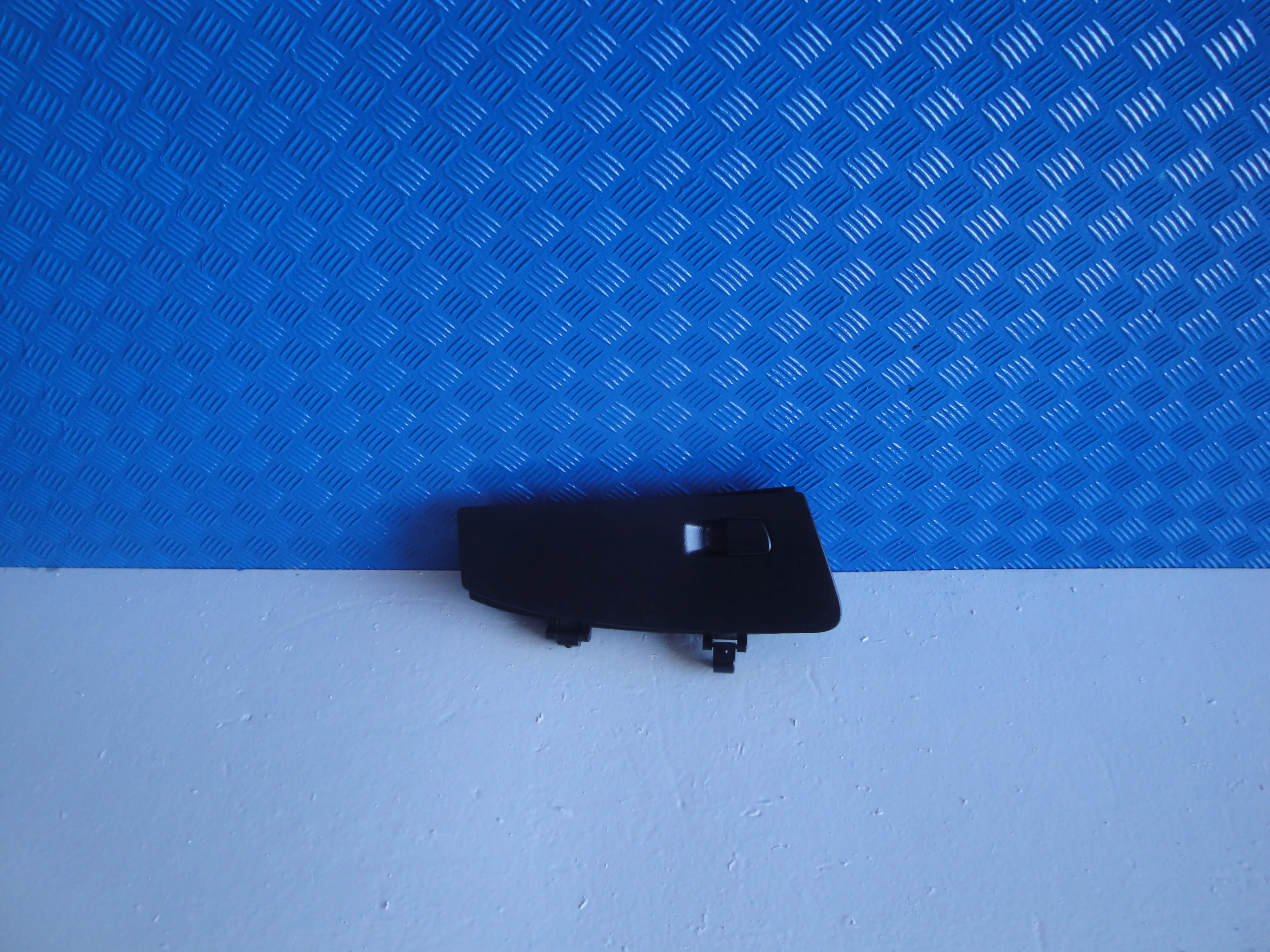 Ντουλαπακι Συνοδηγου Citroen …