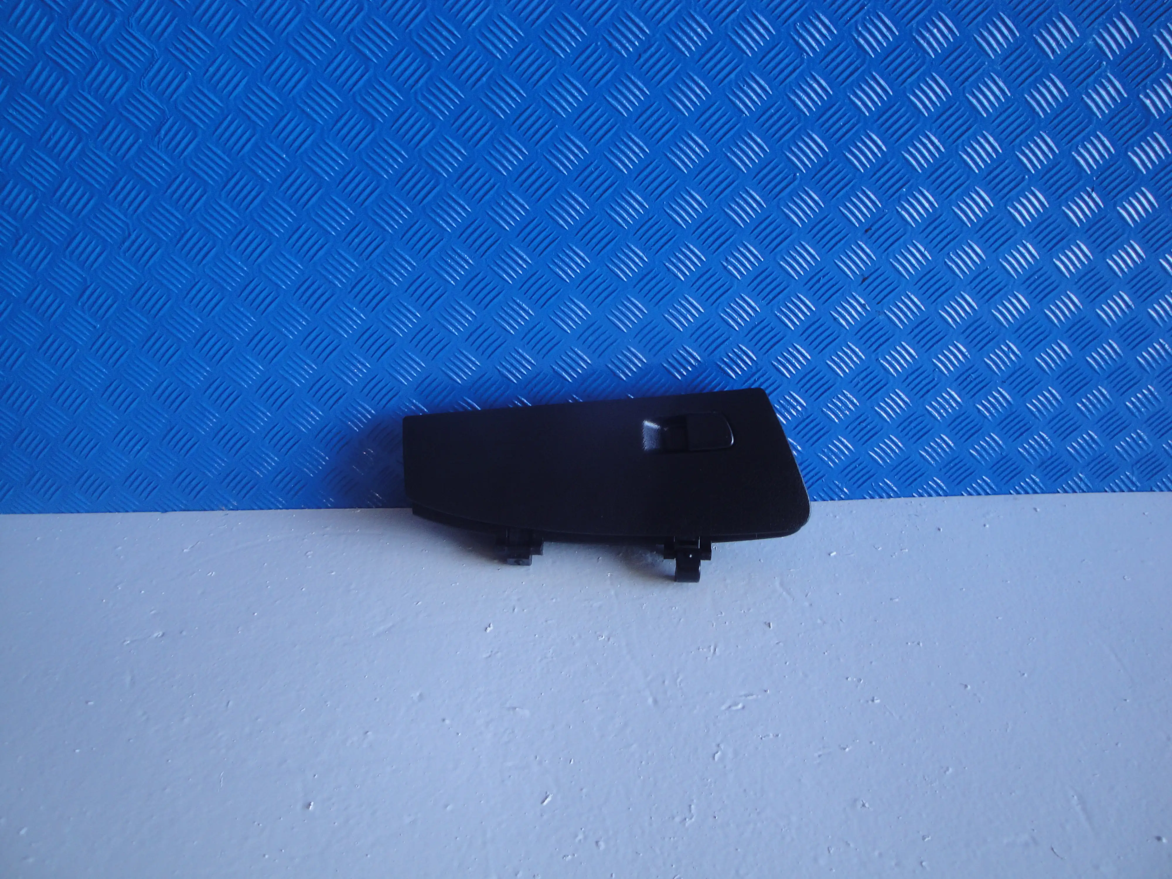 Ντουλαπακι Συνοδηγου Citroen …