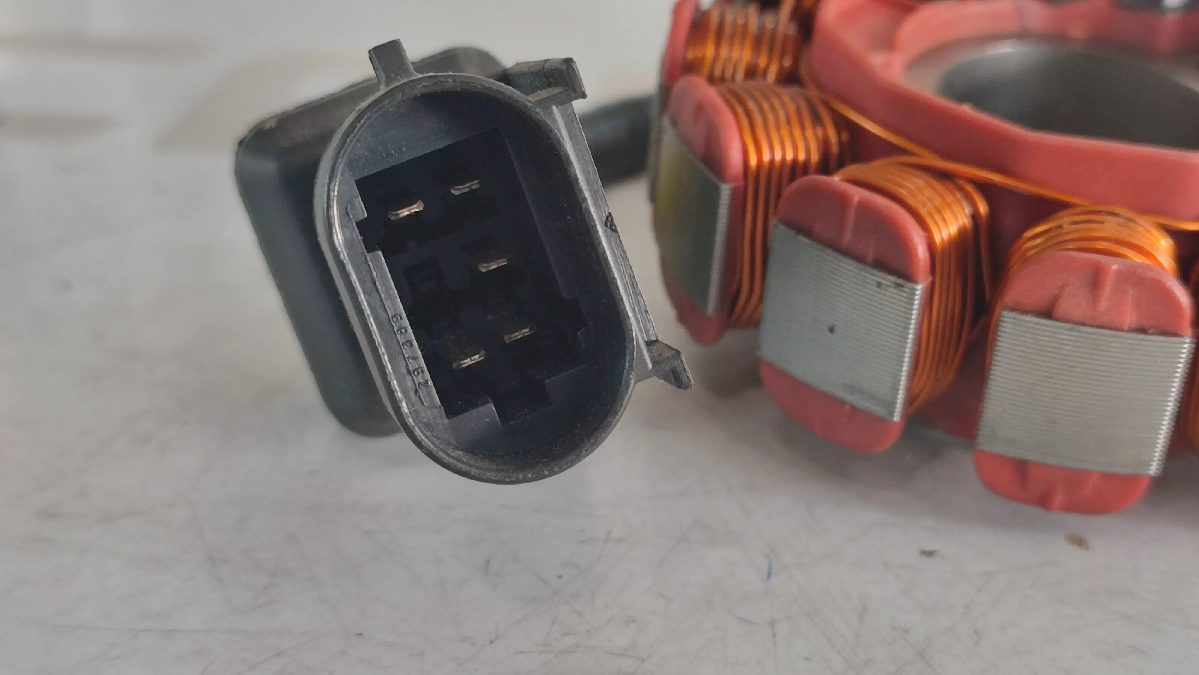 ΠΗΝΙΑ APRILIA-GILERA-PIAGGIO-SCARABEO-VESPA