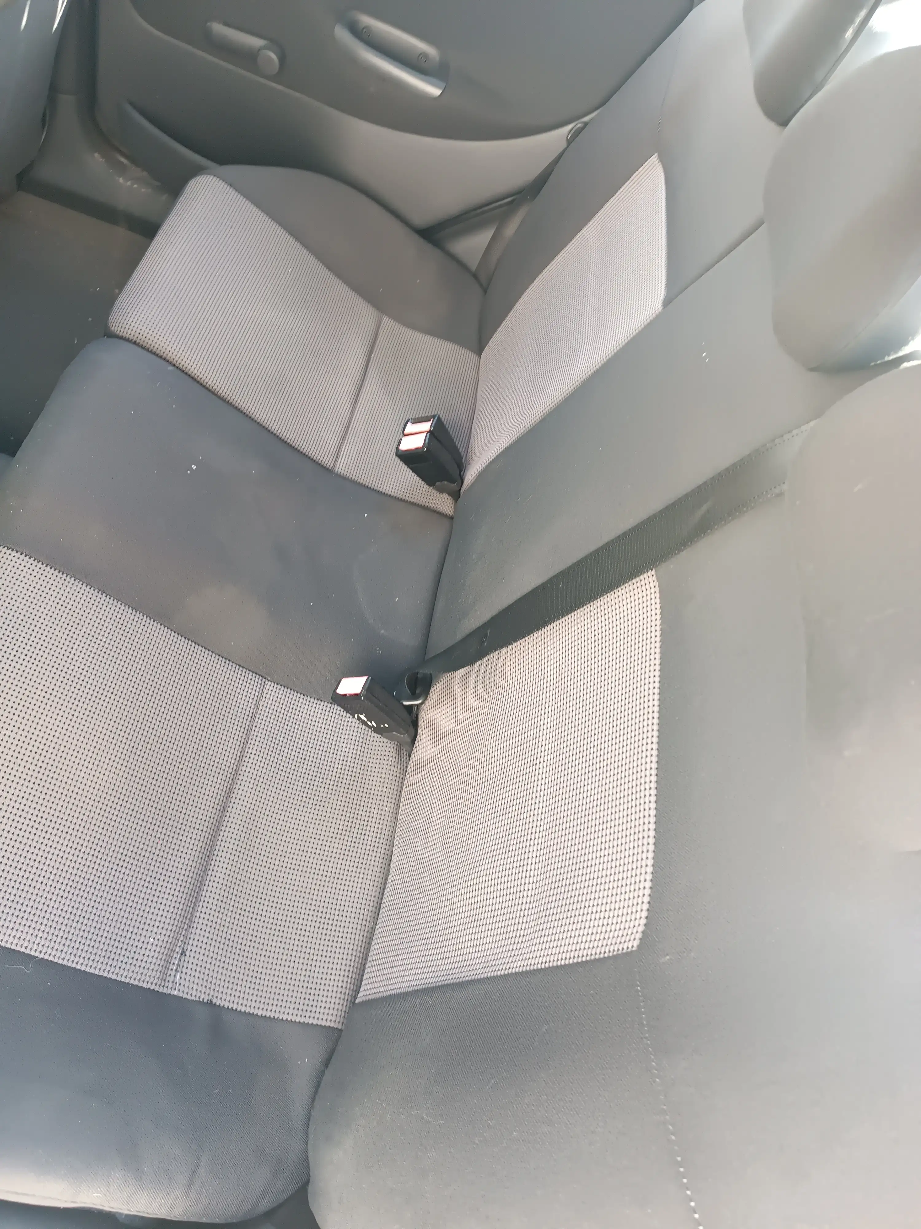 ΣΕΤ ΣΑΛΟΝΙ ΓΙΑ …