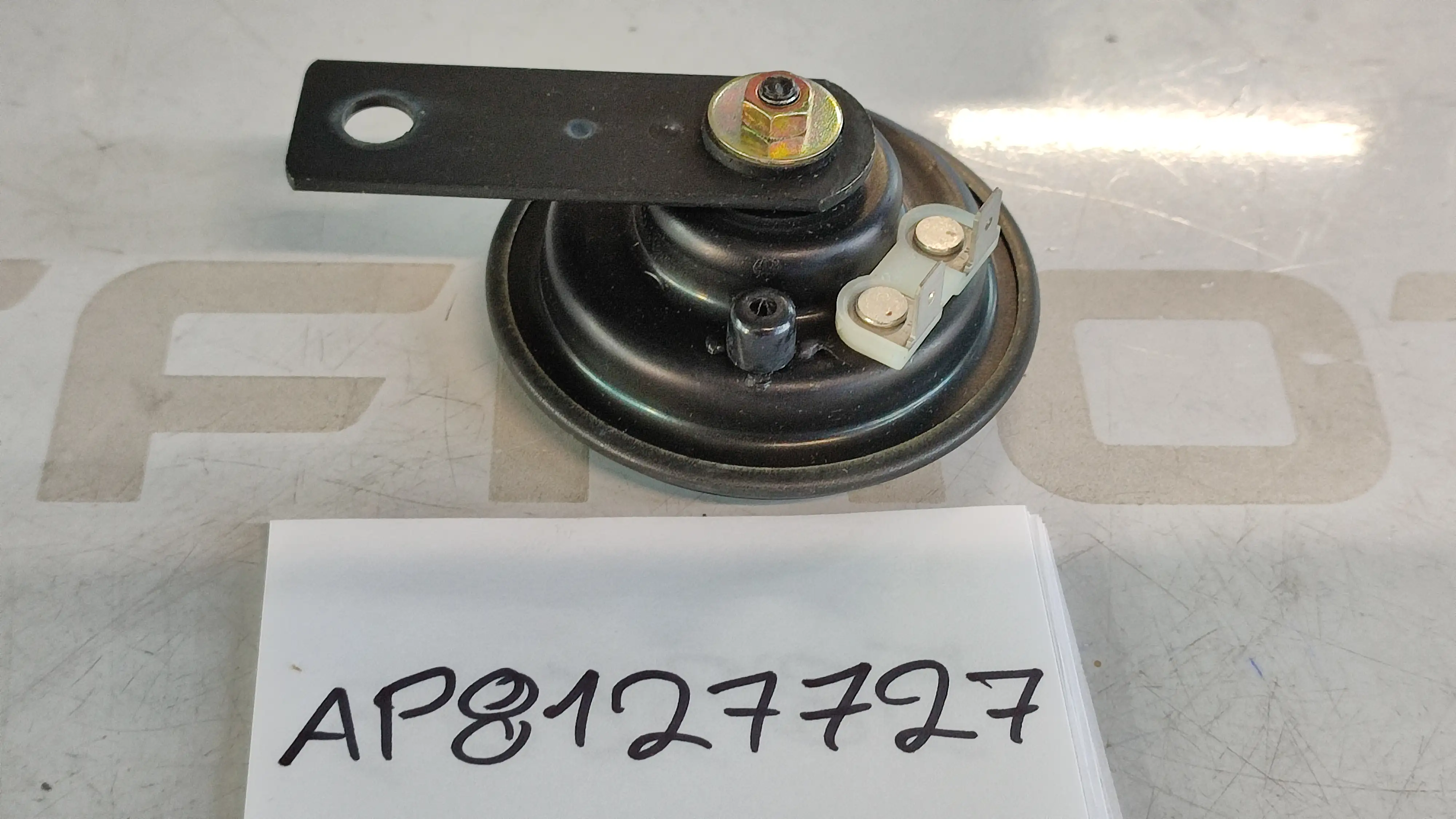 ΚΟΡΝΑ APRILIA TUONO …