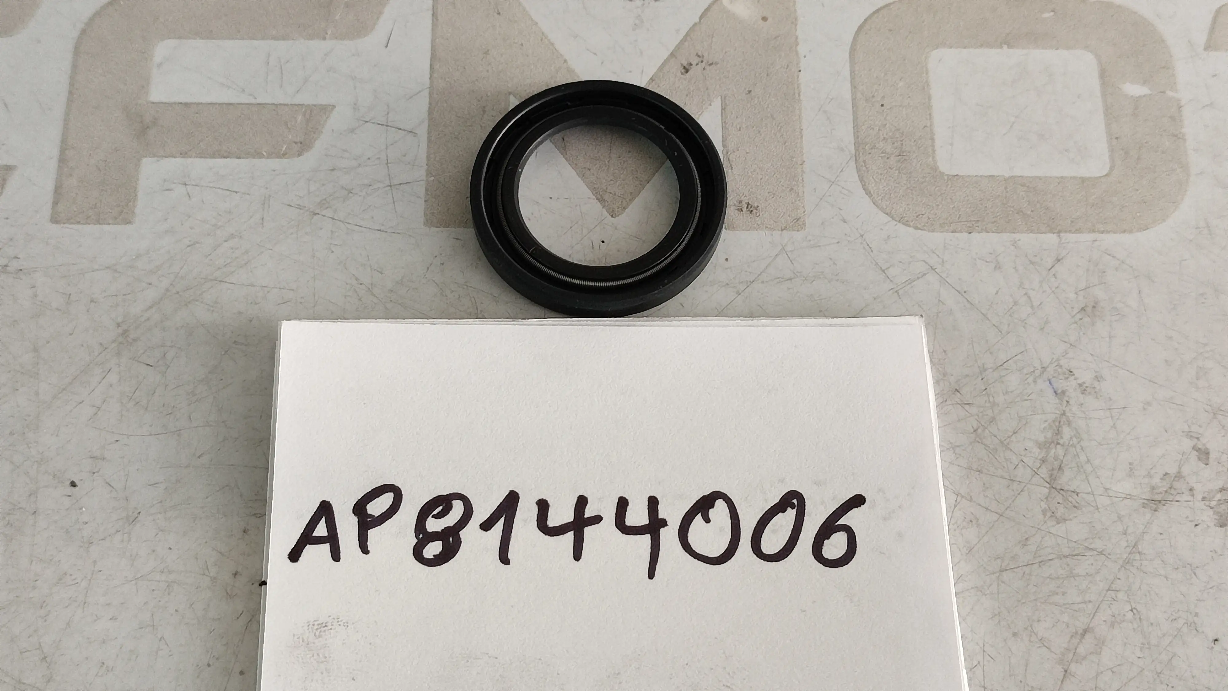 ΛΑΣΤΙΧΑΚΙ ΨΑΛΙΔΙΟΥ APRILIA