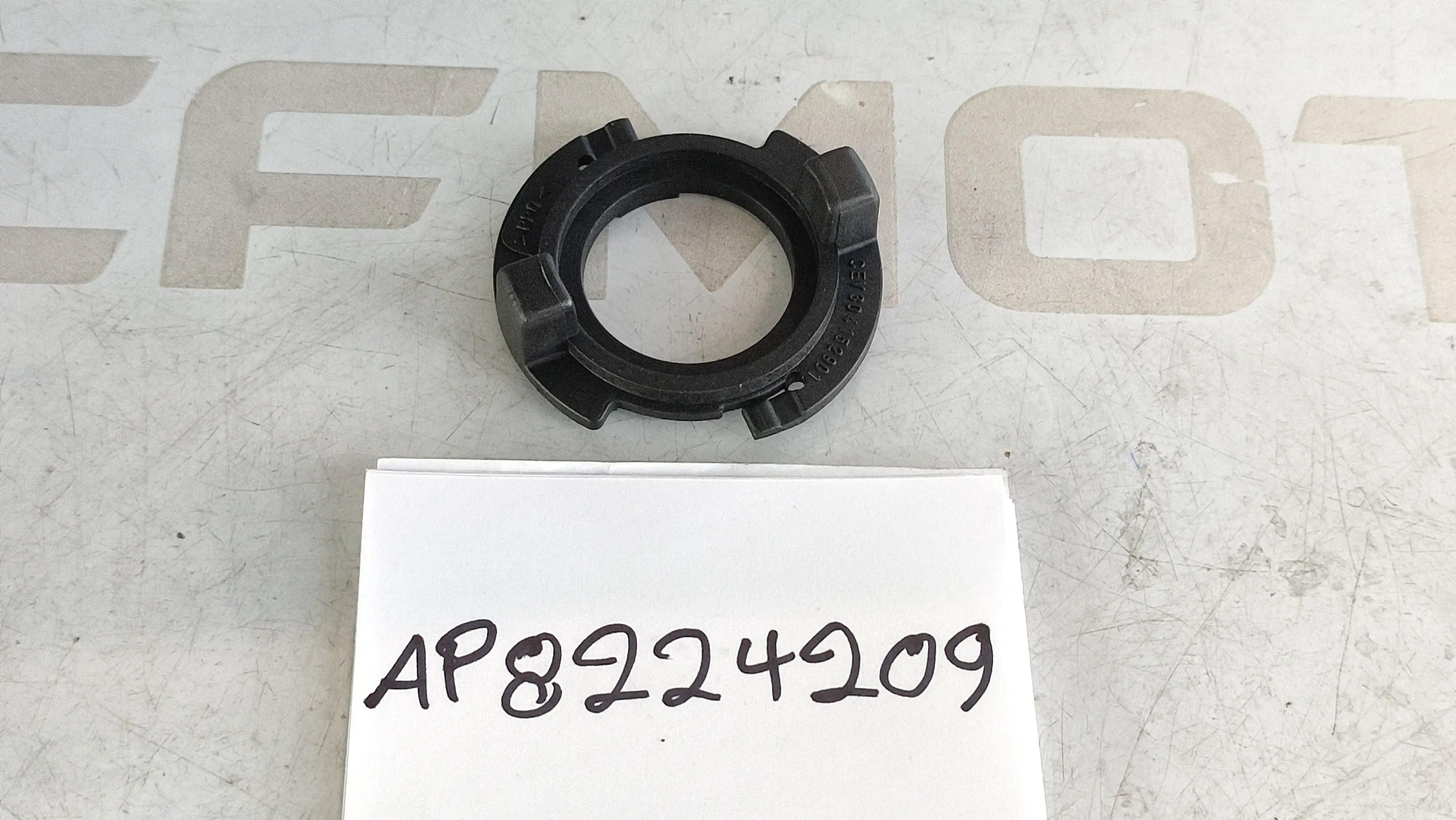 ΝΤΟΥΙ ΜΠΡΟΣΤΙΝΟΥ ΦΑΝΟΥ …