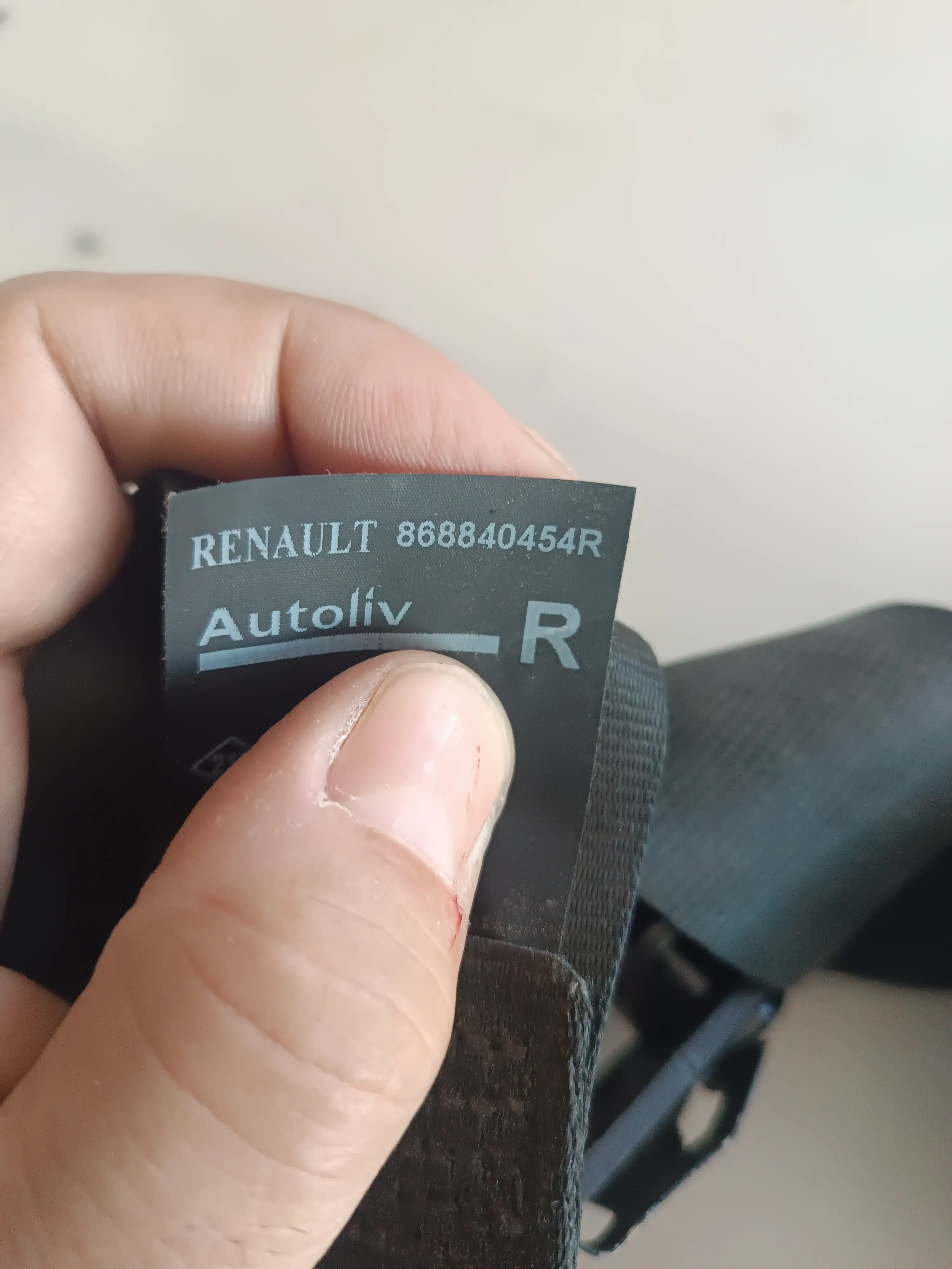 ΕΜΠΡΟΣ ΔΕΞΙΑ ΖΩΝΗ …