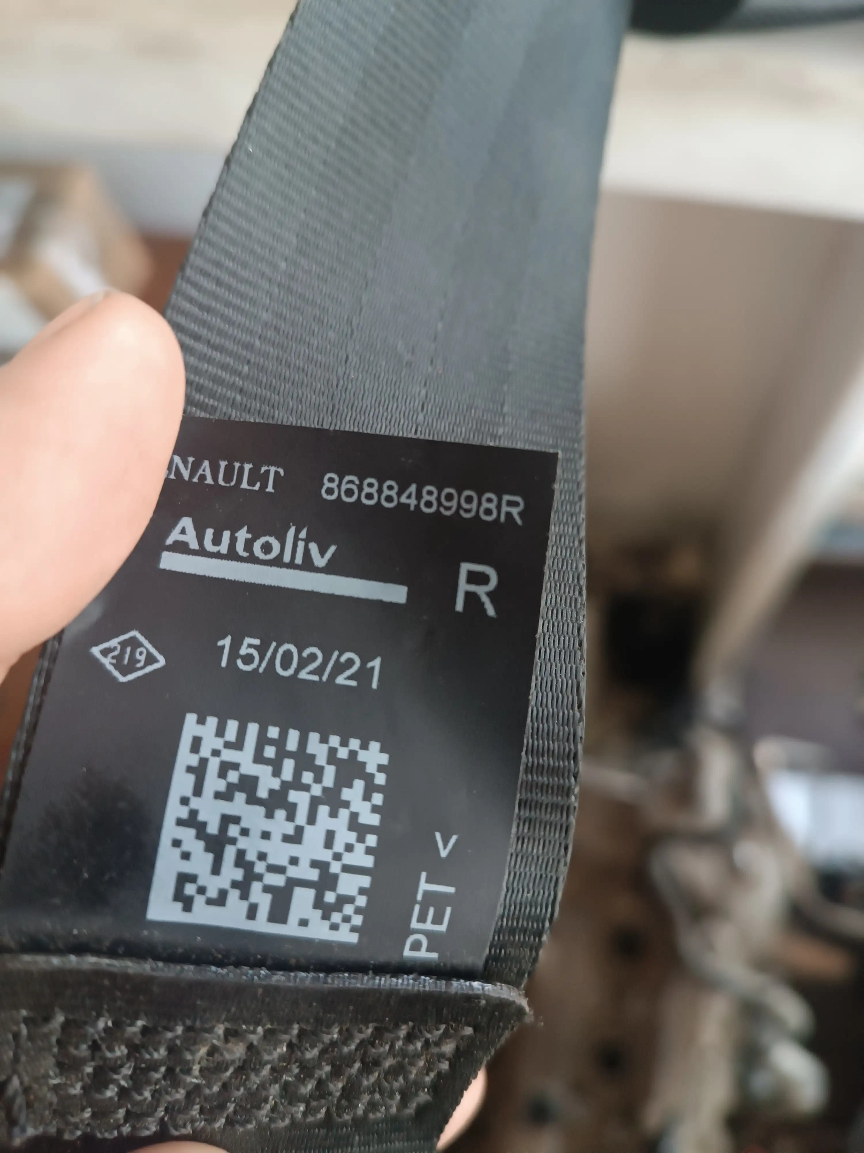 ΕΜΠΡΟΣ ΔΕΞΙΑ ΖΩΝΗ …