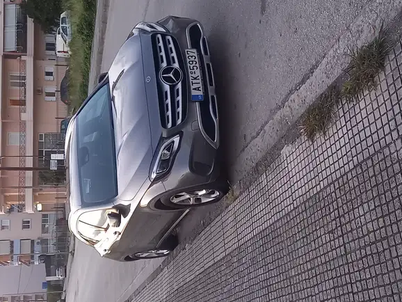 Mercedes-Benz GLA180 '19 - Αγγελία αυτοκινήτου