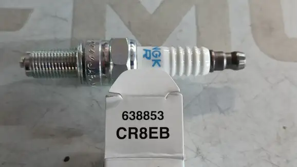 ΜΠΟΥΖΙ NGK CR8EB …