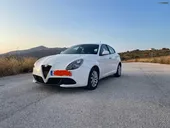 Alfa Romeo Giulietta …