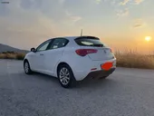 Alfa Romeo Giulietta …