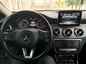 Mercedes-Benz GLA180 '19