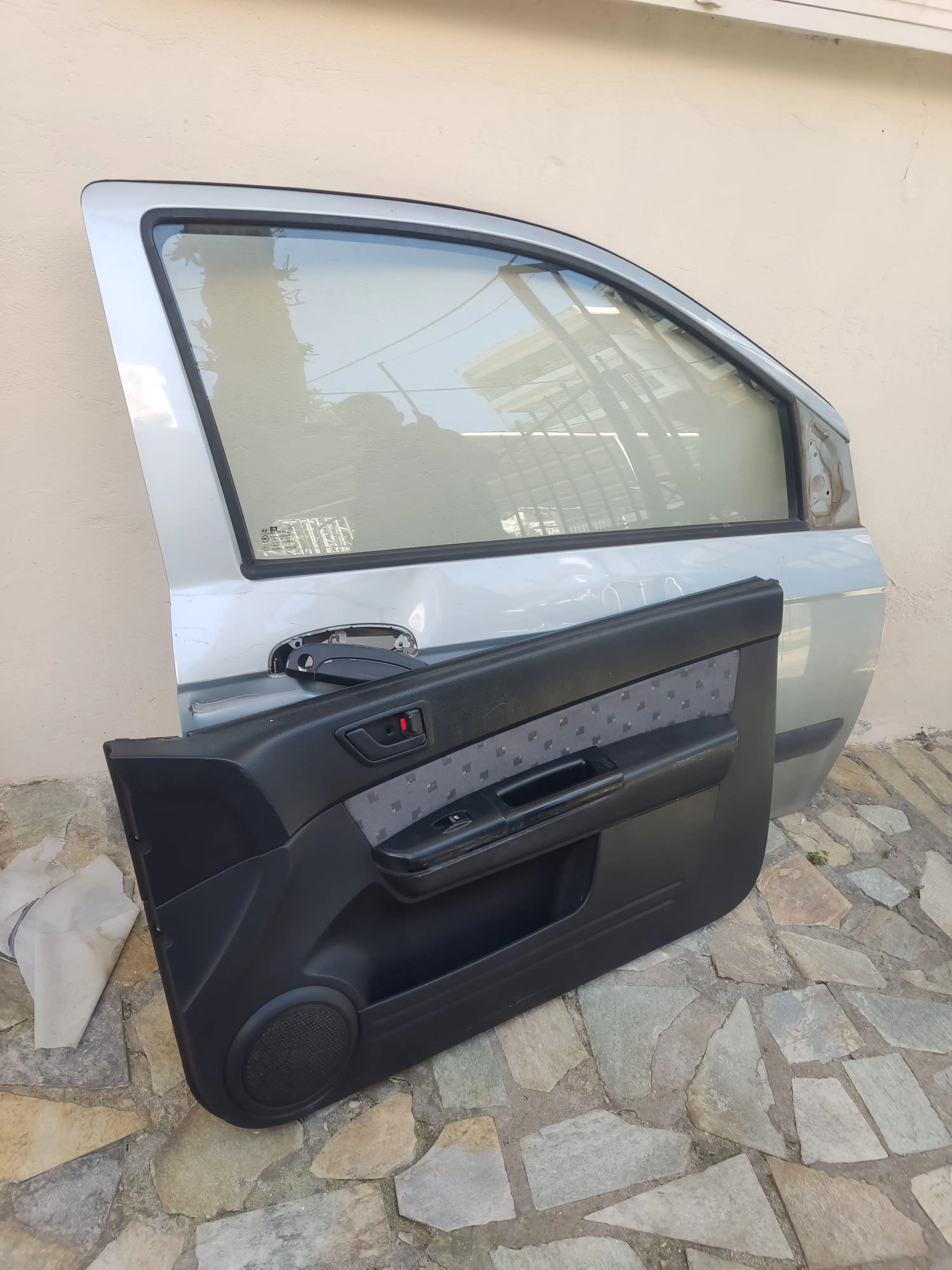 πόρτα Hyundai getz …