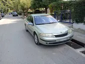 Renault Laguna Sedan …