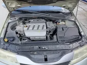 Renault Laguna Sedan …