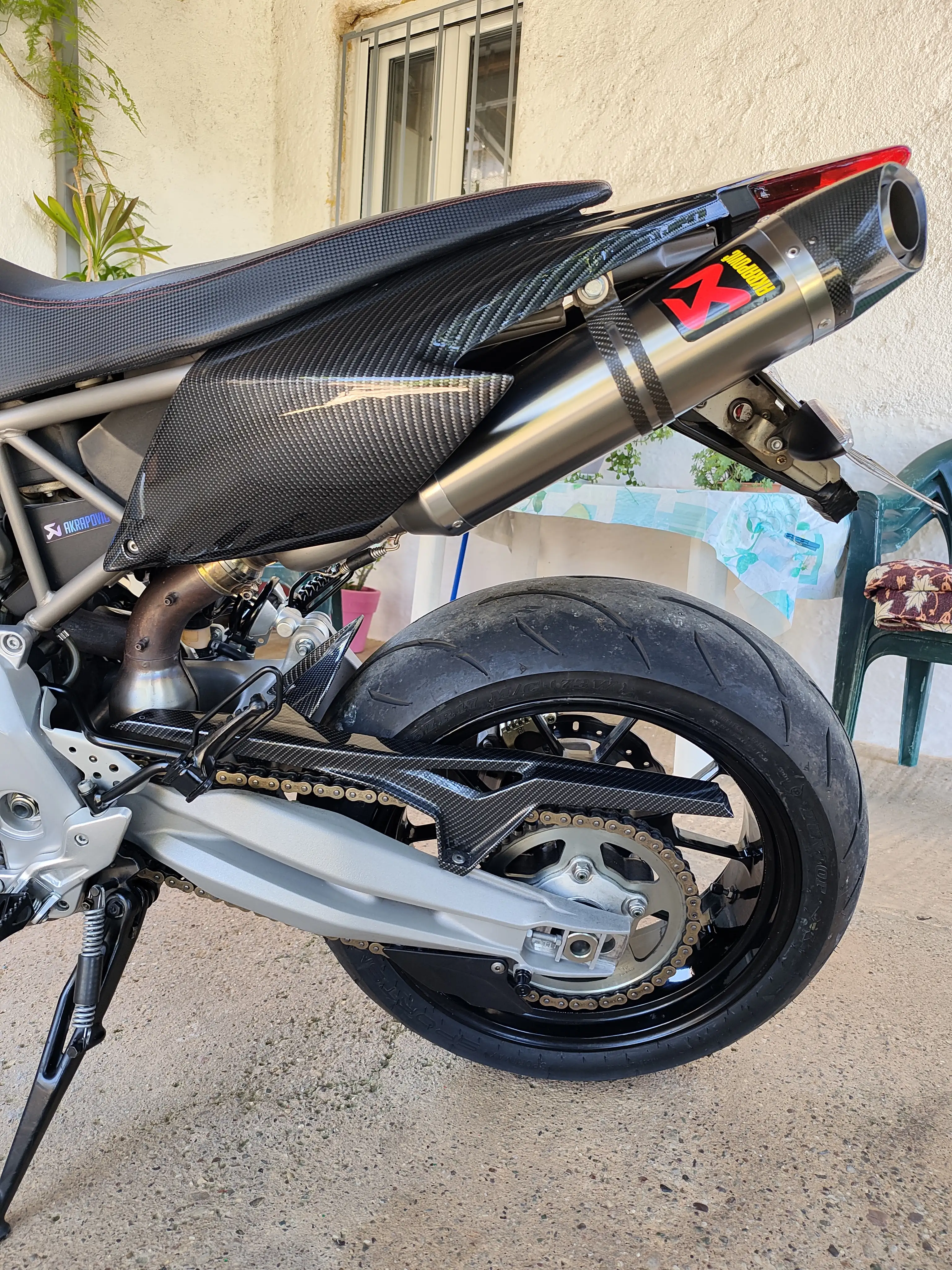 Aprilia Dorsoduro 750 '09