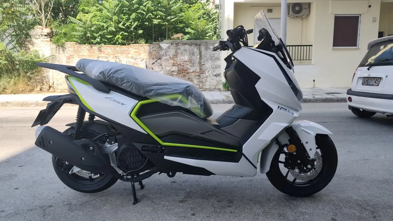 Thrust X-SUV 125 ABS+TCS, TFT …