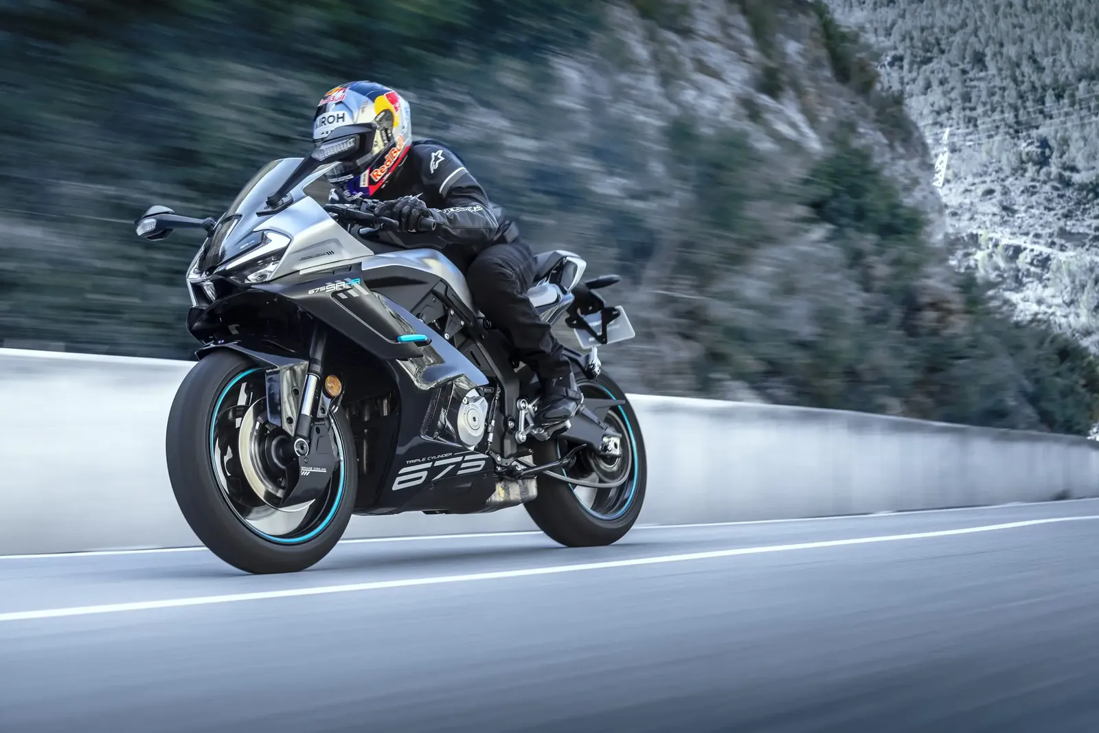CFMoto 675SR-R '26