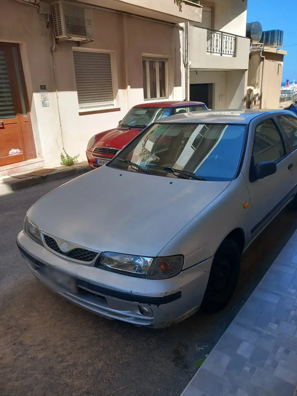 Nissan Almera '99