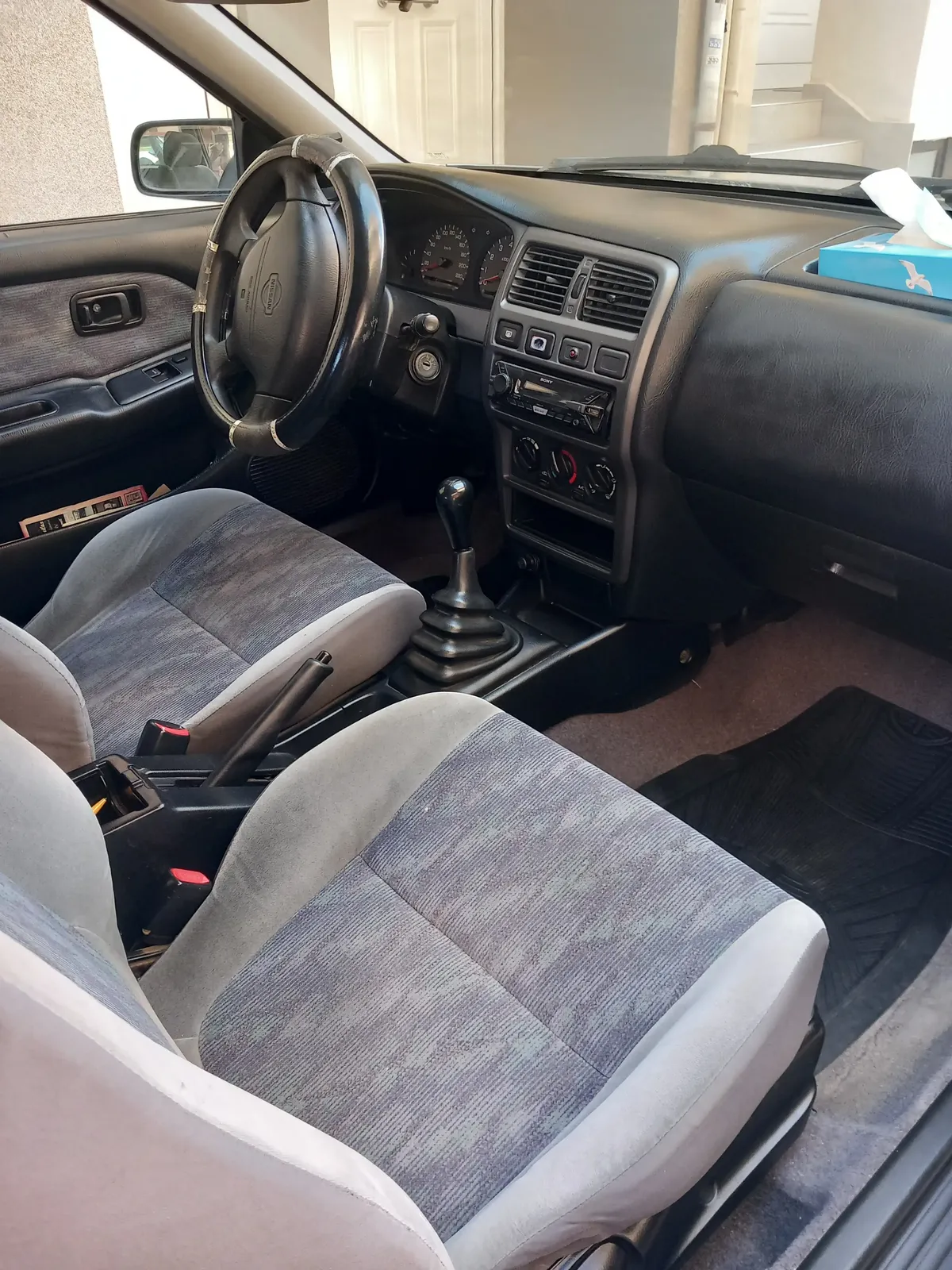 Nissan Almera '99