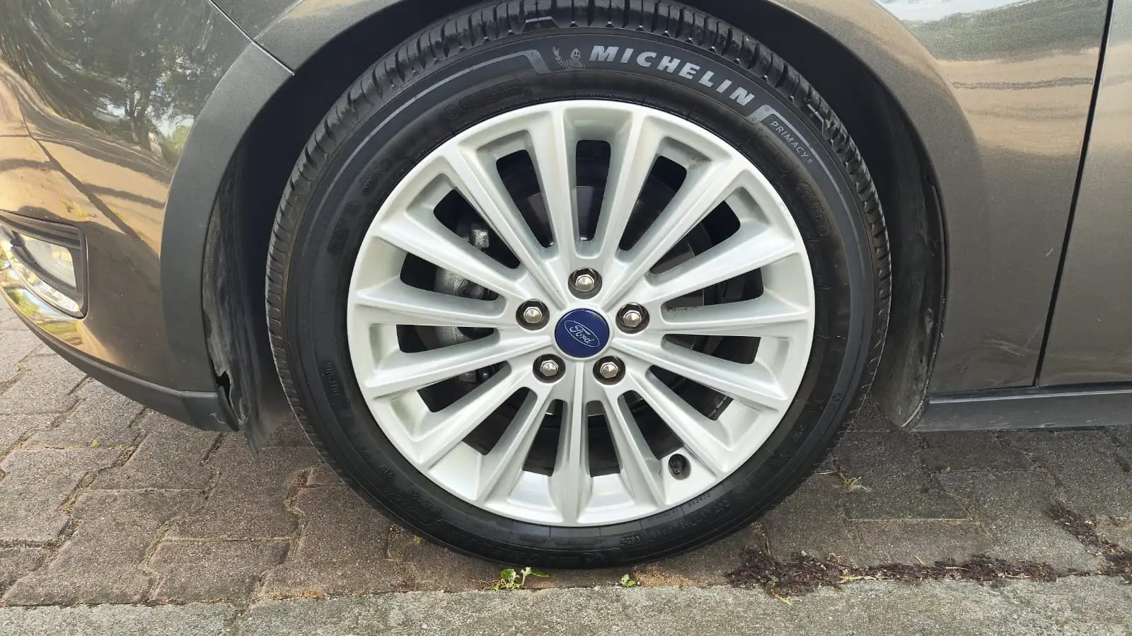Ford Focus Titanium Full Extra …