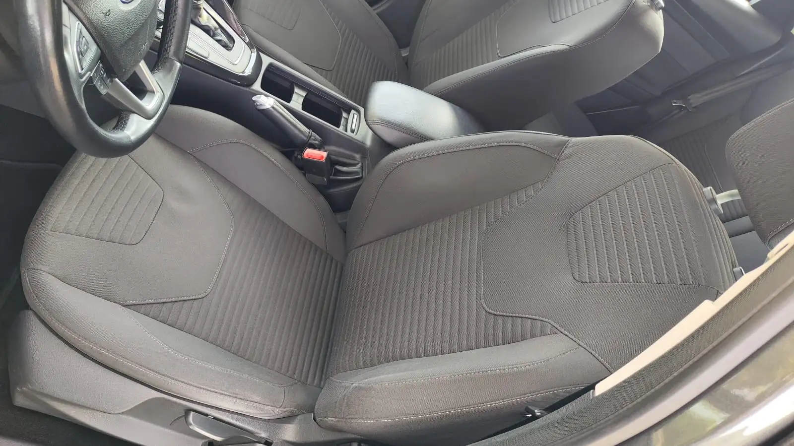 Ford Focus Titanium Full Extra …