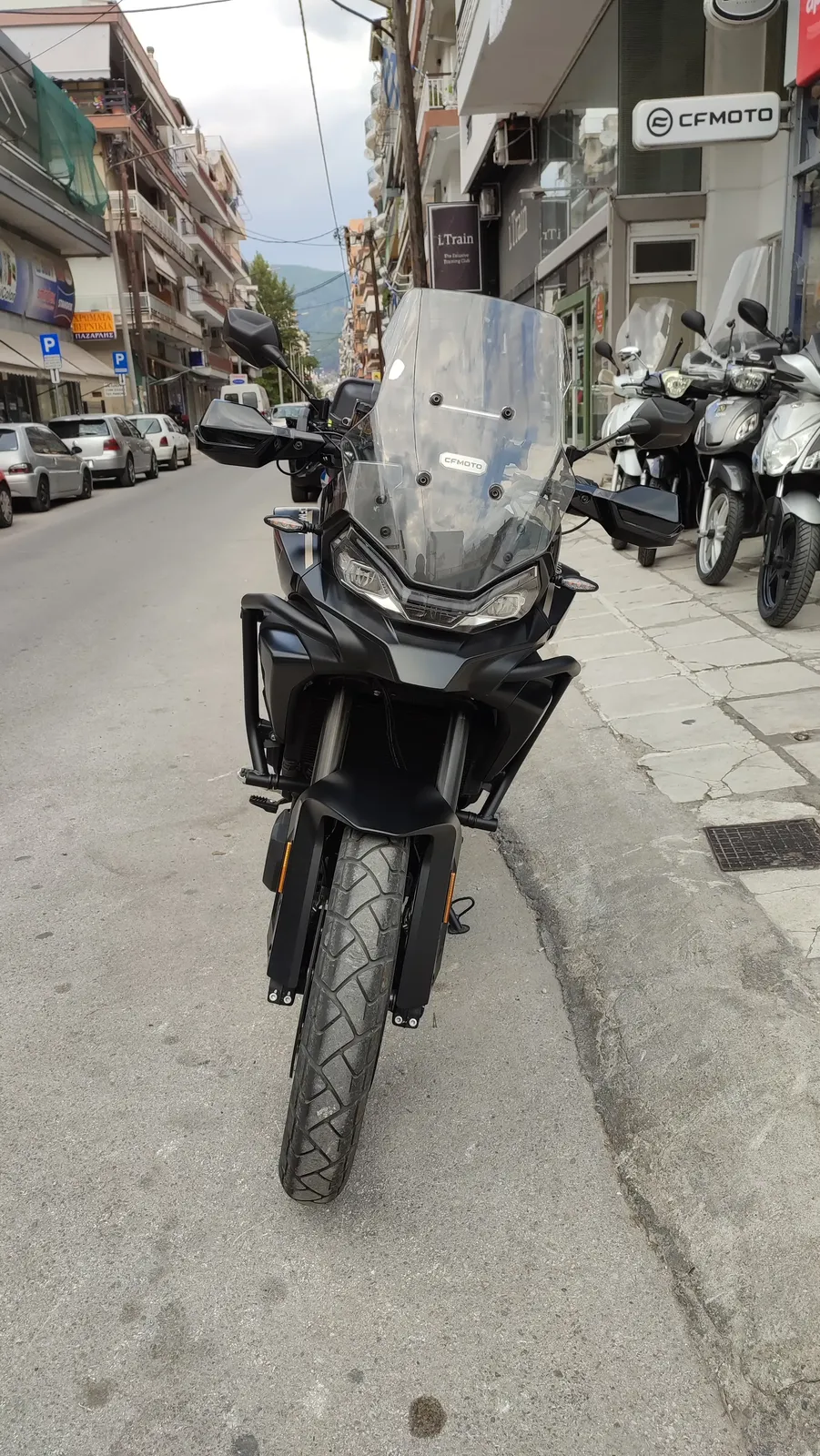 CFMoto MT700 '25