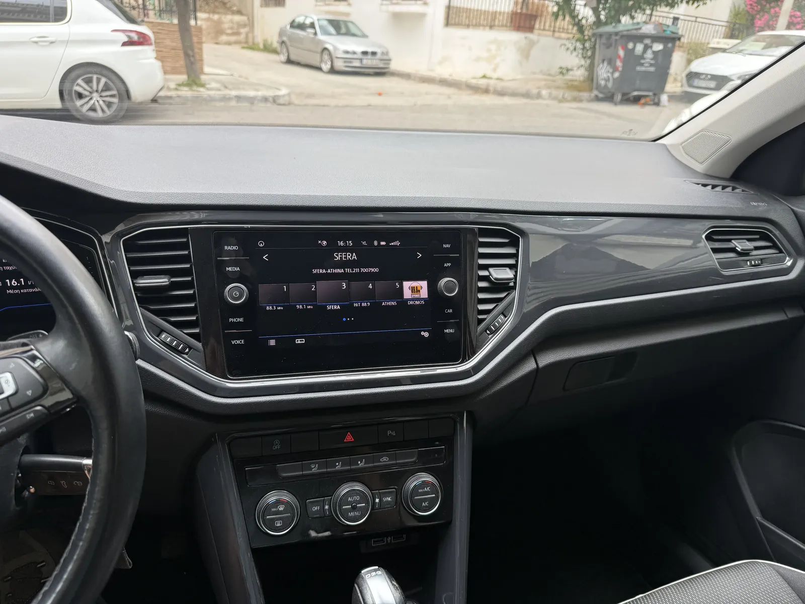 Volkswagen T-ROC TSI …