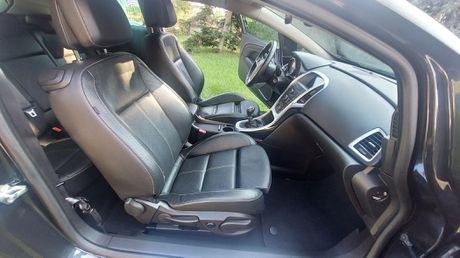 Opel Astra GTC …