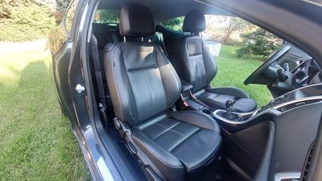 Opel Astra GTC …