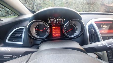 Opel Astra GTC …