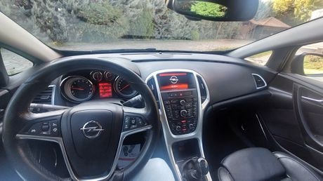 Opel Astra GTC …