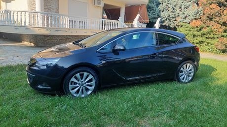 Opel Astra GTC …