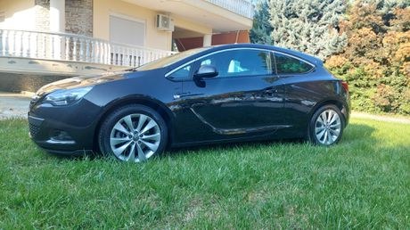 Opel Astra GTC …