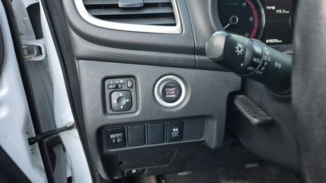 Mitsubishi L200 '22