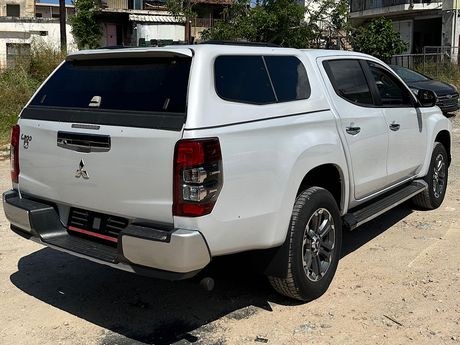 Mitsubishi L200 '22
