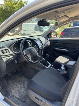 Mitsubishi L200 '22